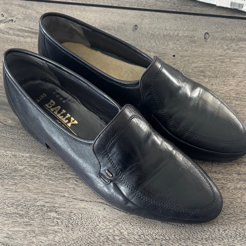 Vintage Bally Men's Black Leather Loafers